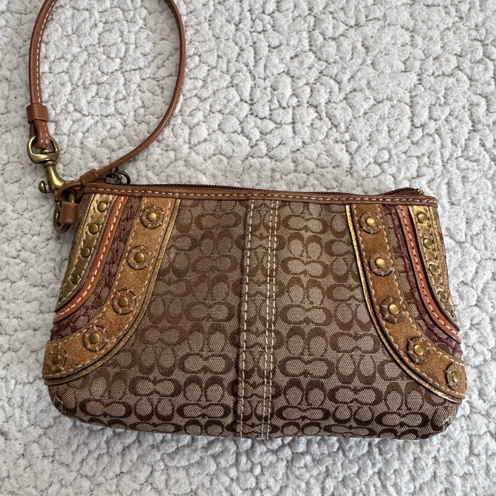 Coach Y2K Soho Signature Canvas Suede Studded Rivets Bag With Matching Wristlet - Picture 16 of 17